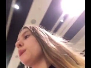 Extreme masturbate inside down in public. Jucielussie