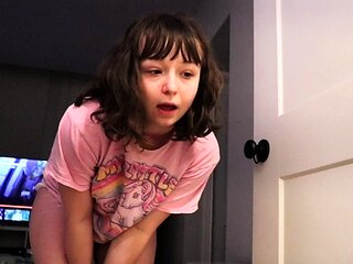 Homemade amateur teen solo