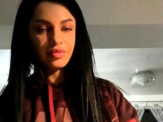 Hot brunette from squirt masturbating on webcam