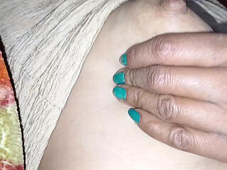 Night Mein bhabhi ki chudai hot bhabhi ko choda desi bhabhi ki chut mein