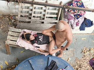 100% anal backyard sex