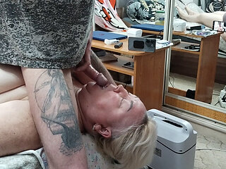 I'm jerking off my dick to feed my girlfriend hot cum