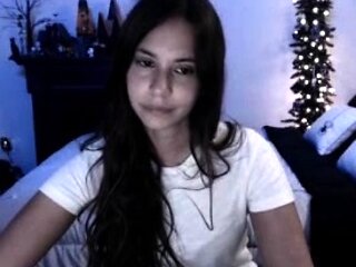 Amateur Teen georgeus brunette 1