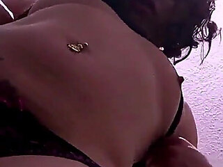 Hot Brunette Showing off Her Ass