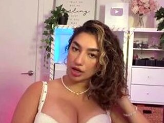 Leedah ASMR - toxic girlfriend with hot huge tits