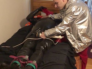 Gay bdsm bondage: Latex breathplay and controlling your...
