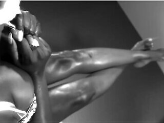 Milf Whore Lisa Rivera Sucks 2 Dicks At The Same Time