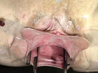 Deep Keely Extreme Pussy Gape - Big Labia Spread Wide with Dildo Insertion & Squirting Close Up