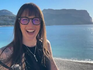 Aurbeaureal, 33, from Ivry-sur-Seine (94)! - Jacquie et Michel TV