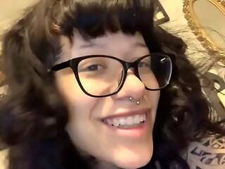 The natural hair is growing?