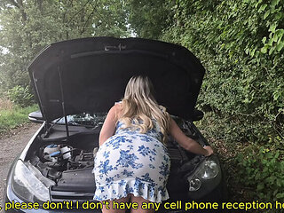 Litclit69 Gets Her Big Ass Fucked by Stranger After Car Breakdown - Outdoor Anal & Cumshot