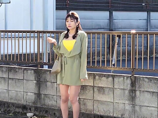 Housewife Who's Been Using Her Looks To Seduce