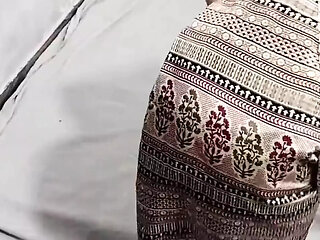 College girl ko paise dekar jabar dasti pela