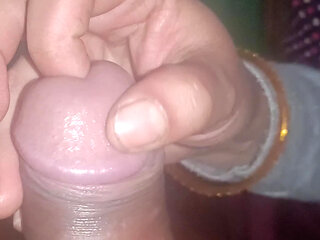 Xxx video land ko munh mein lekar likhane lagi bhap