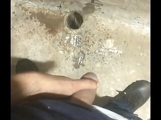 Mijan## e gozan## no trabalho, com medo do meu patr&atilde_o me ver