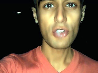 Chewing and Making Bubbles Foam of Friends Cum