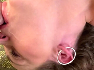 Sucking & Fucking Is What Suzy Wylde Was Made for!