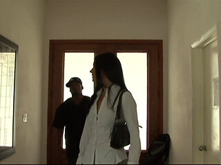 India Summer was found on the national interracial cougar hunt