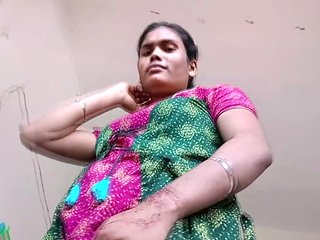 Bored Indian housewife with a hairy pussy sucking a cock