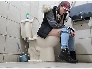 Nerdy Faery Dreams Of Pee