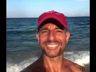 MAXXX LOADZ THE HAPPY BEACH BODY PORNSTAR