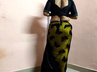 Indian Hot Desi College Girl Come to Forest and Fucked Her Hindi Audio