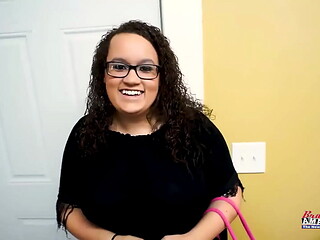 Harper B Sucks A Hard Cock And Gets Her Pussy Fucked!