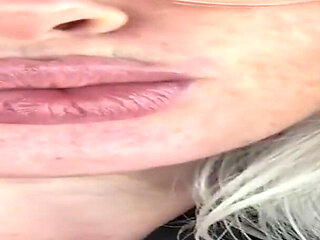 Kisses and a Car Ride Smoochie