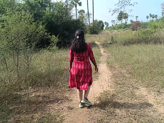 Housewife outdoor fuck