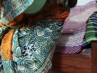 While the Husband Works I Fuck My Best Friend's Hot Mom Rding hard another young bull that creampies my pussy