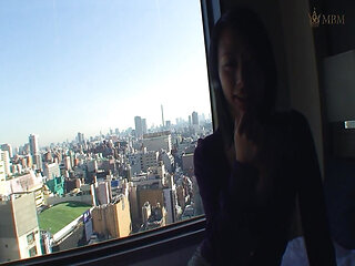 M644g08 Bring F -cup Big Tits Wife to the Hotel and Av Appearance! Masturbation Shows for the First Time!