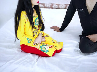 Desi Punjabi Stepmom Fucked Hard By Shopkeeper Doggystyle With Audio - Homemade Sex Video