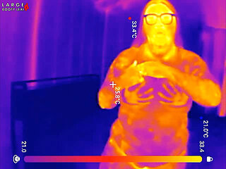 Sports Bra Try-on, Boob Bounce Tests, Naked Twerk Tease Thermal POV