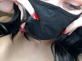 Amateur hottie solo masturbation