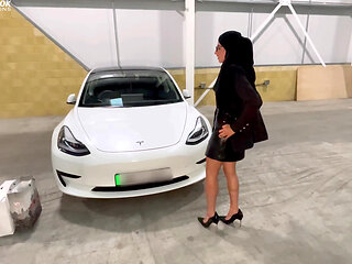 Muslim Wife Gets Fucked in the Car Park