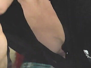 Amateur Mature MILF Sloppy Blowjob with Cum in Mouth