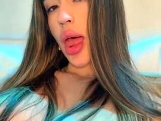 Big boobs milf masturbates with her dildo