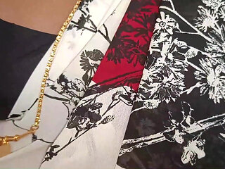 Wife Gets Peak Orgasm Flowing From Pussy - 2