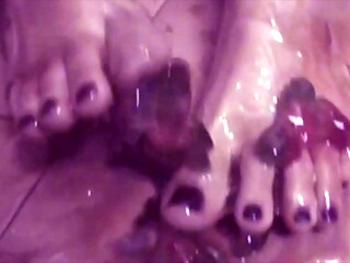 Look How This Honey Runs Trough My Toes - Dirty Version