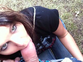 Outdoor sex in POV with a brunette amateur hottie fucked
