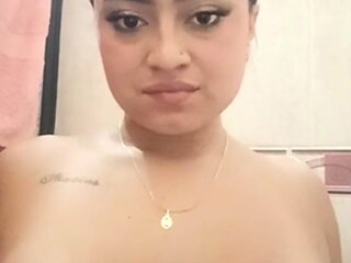 Colombian Sexxxxy Aunty