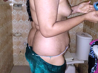 It's so Much Fun to Take a Bath Alone in the Bathroom