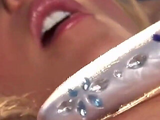 Samantha Ryan first porn a big slut with shaved pussy and platinum blonde loves to get excited with sex toys