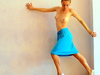 Amateur Cute Teen Girl Plays Anal Solo Cam Free Porn