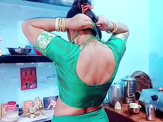 College fun with 18-year-old in the car featuring hot Indian bhabhi Apki Randi