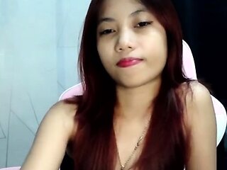 CLOSE UP OF TEENS PARADISE