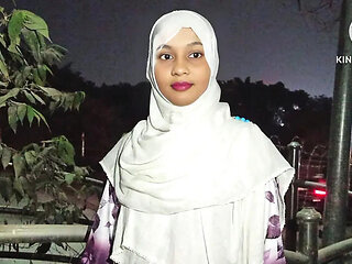 Bangladeshi School Girl 18 Year Old Sex Service with Beautiful Lady - Desi Village Bhabhi Indian