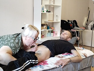 Girlfriend sucks out every last drop of cum