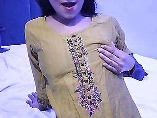 Abbu jaan ne meri jawani dekh kar jabar dasti pela