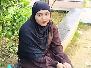 Poor Muslim Hijab Girl Fucks Producer For Money - Outdoor Garden Sex Hindi Urdu